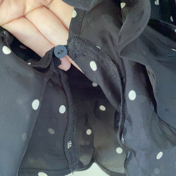 H&M Polka Dot Off The Shoulder Silky Ruffle Blouse/Top. Size US 12. Black/White. - Picture 7 of 11